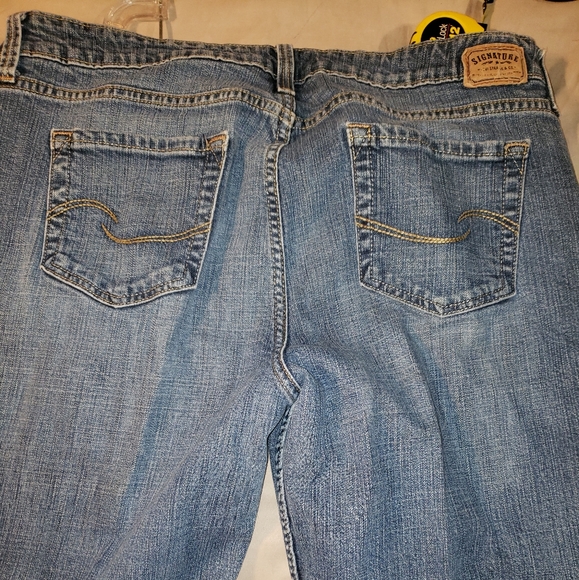 Levi's signature low rise boot cut women's Misses 14 long jeans 32 lenth. - Picture 4 of 7